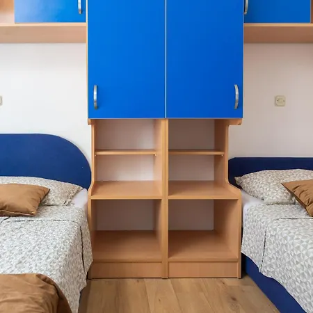 Magnolia Center מאקרסקה